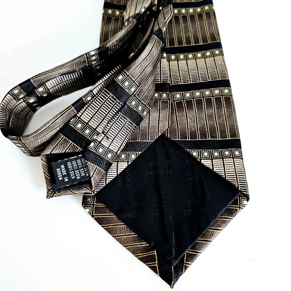 Bergamo New York X-Long Silk Tie Geometric Design Brown &‎ Black~T179.3